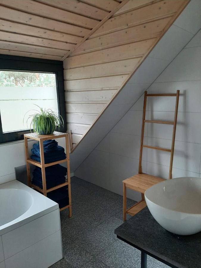 Vakantiehuis Met Hottub En Barrelsauna Ommen Exteriér fotografie