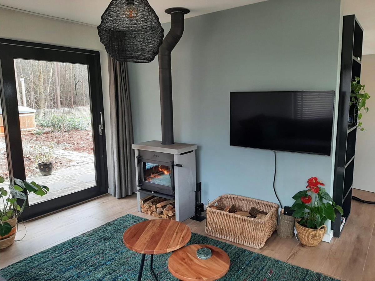 Vakantiehuis Met Hottub En Barrelsauna Ommen Exteriér fotografie